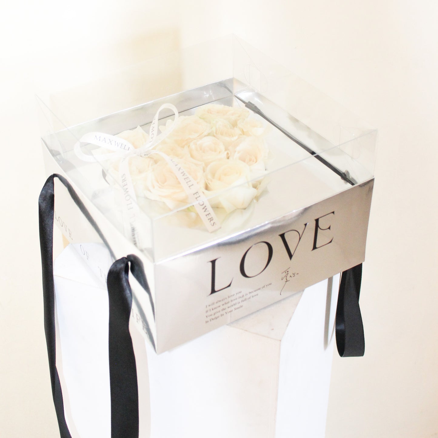Elena Fresh Roses Box - White