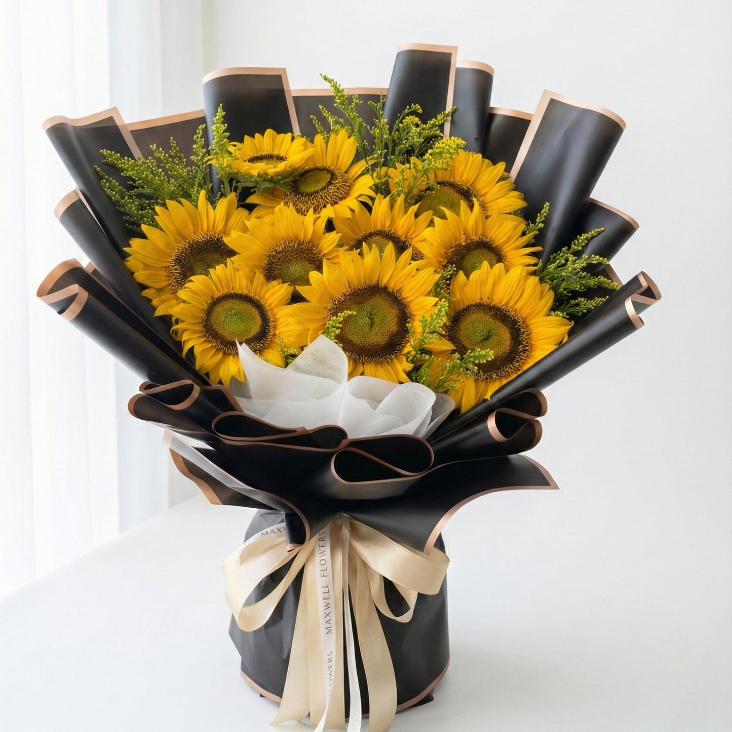 Fresh sun flowers bouquet