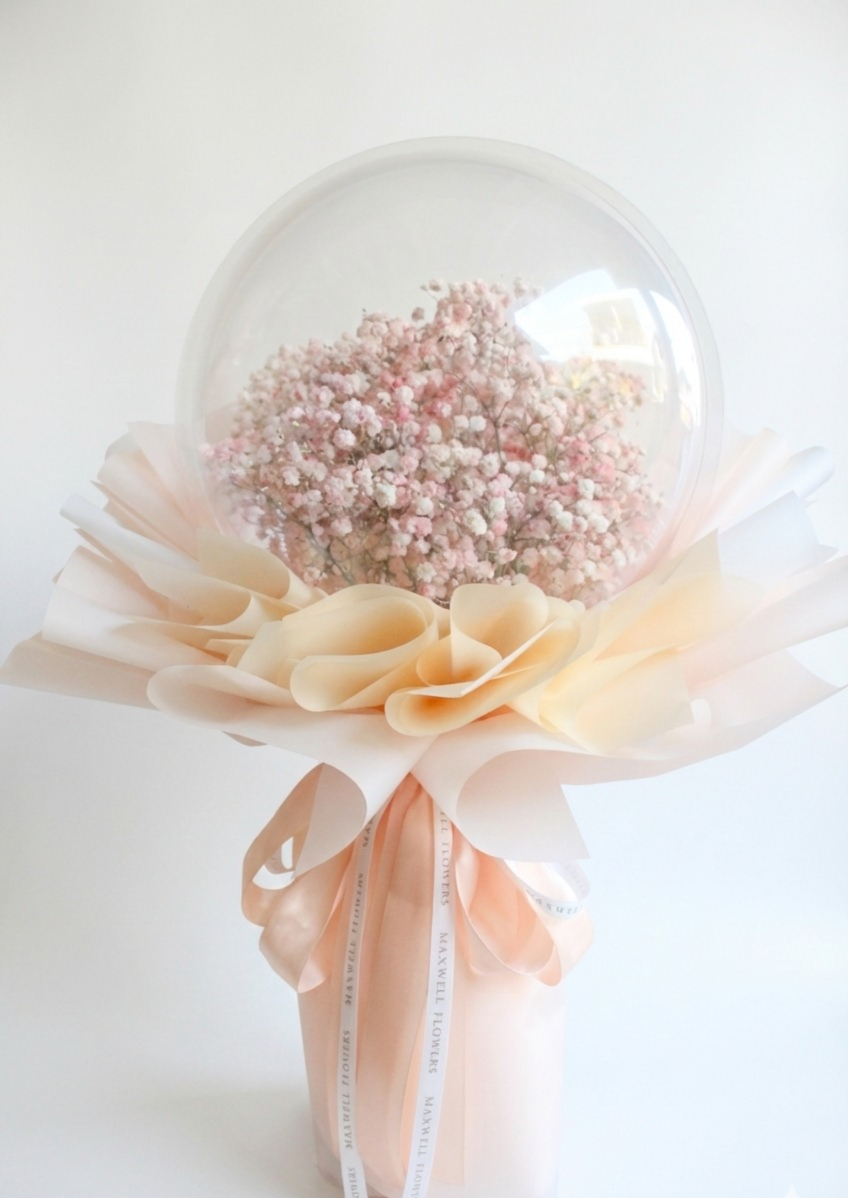 Baby breath bouquet balloon