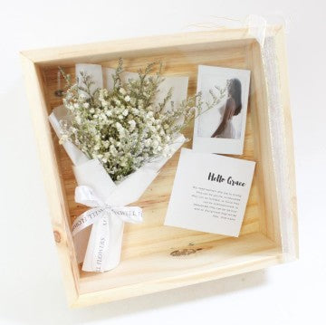 3D FRAME BOUQUET WOOD BOX -  DRIED BABY BREATH- JATI BELANDA