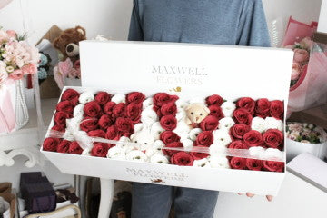ADORABLE L.O.V.E BOX