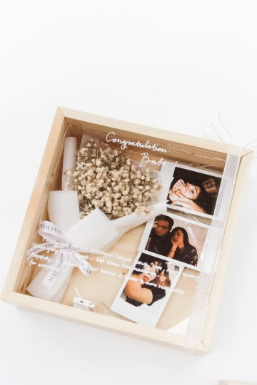 3D FRAME BOUQUET WOOD BOX -  DRIED BABY BREATH- JATI BELANDA