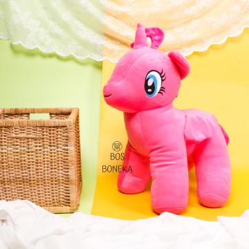 UNICORN DOLL