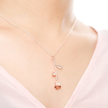 1 ROSE NECKLACE