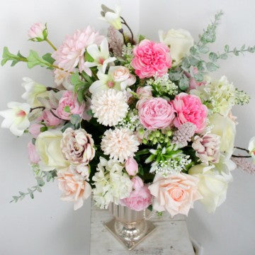 LA VIE VASE ARRANGEMENT