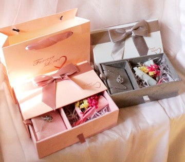 HADIAH UNIK 100 LOVE BOX - INCLUDE NECKLACE DRIED FLOWERS
