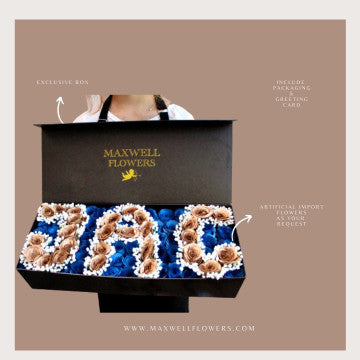 EXCLUSIVE BOX INITIAL FULL ROSES