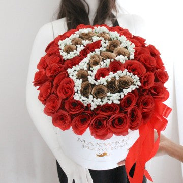 50 ROSES IN ROUDED BOX (1 INITIAL)