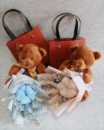 ELENA KOREAN DRIED FLOWERS BOUQUET - TEDDY BEAR