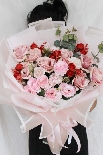 THERESIA BOUQUET