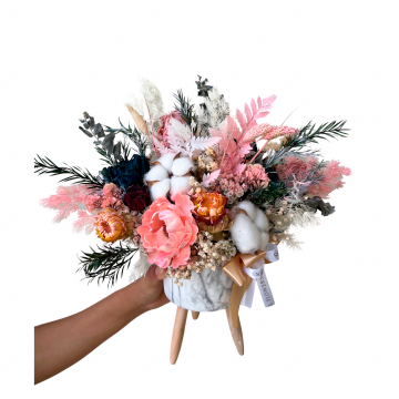 Summer Pot Dried Flowers