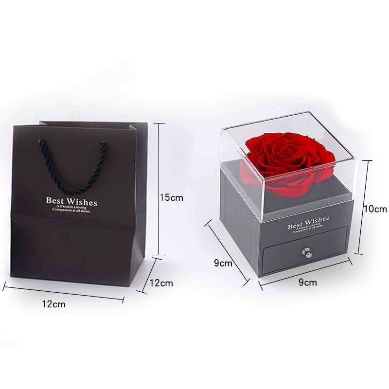 Eternale Belle Square Box with Necklace