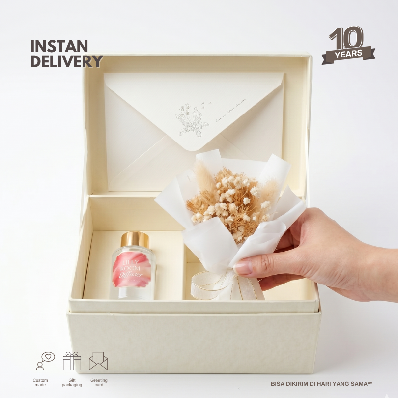 Bloom & Scent Gift Box — Buket Bunga Kering & Room Diffuser Dried flower