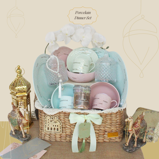 Parcel Lebaran Porcelain - Dinner Set Cotton Candy