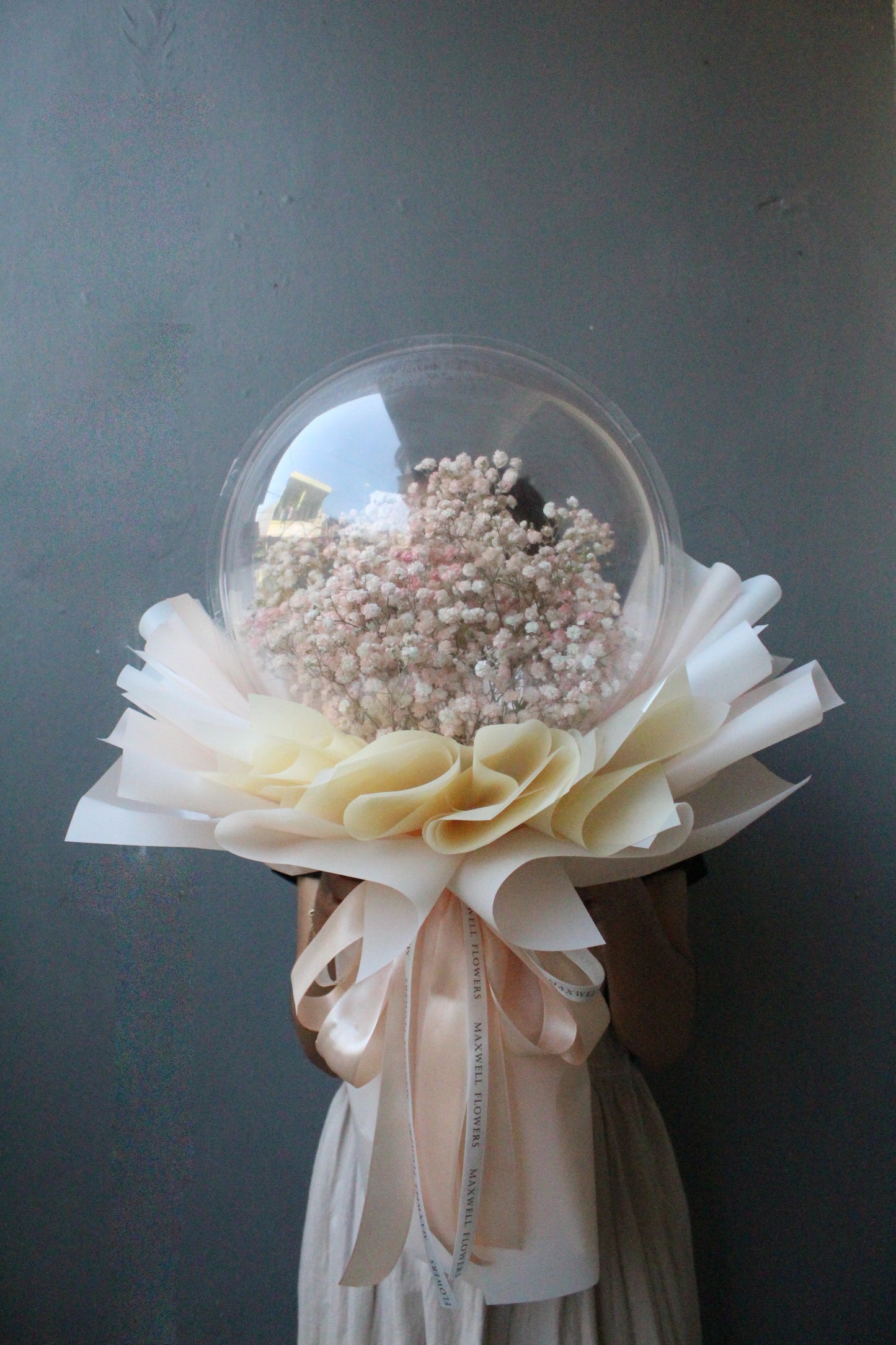 Baby breath bouquet balloon