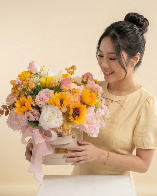 Sun flowers round box