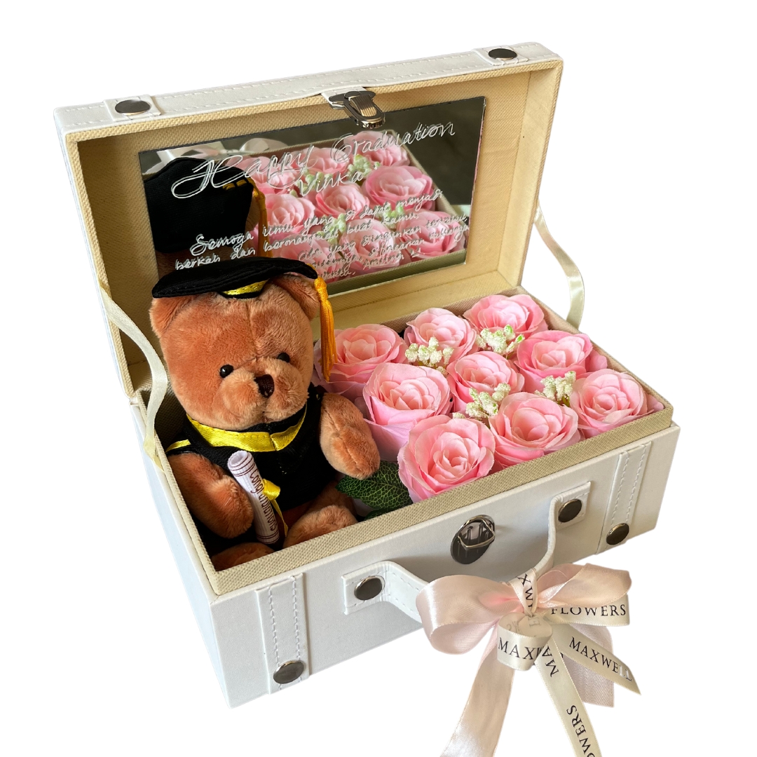 Treasure 9 - Graduation Teddy + Extra Mirror