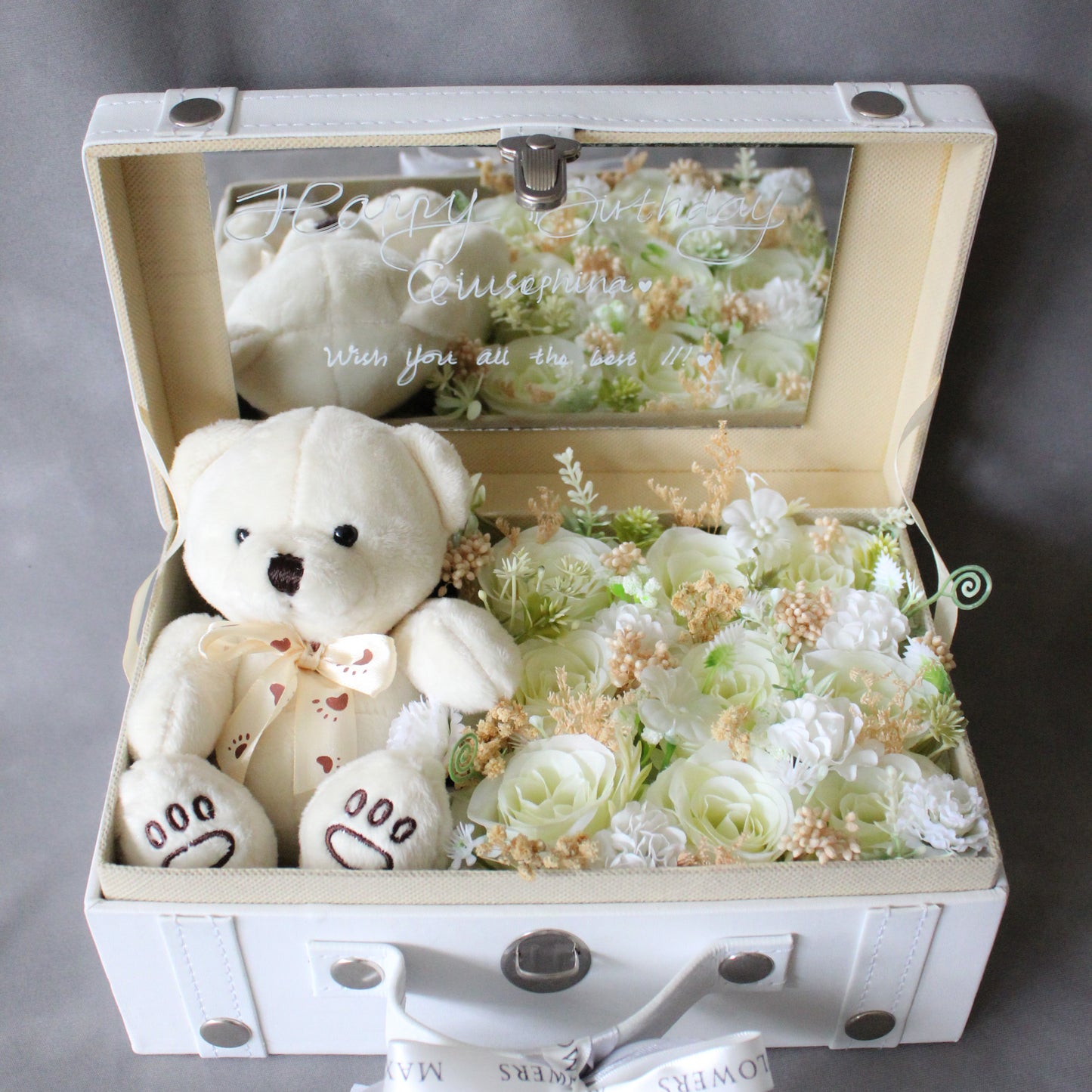 Treasure box White - White flowers