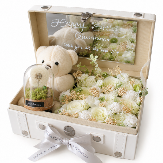 Treasure 9 mix flowers with dried flowers and Dandelion Dome Eternal Flowers