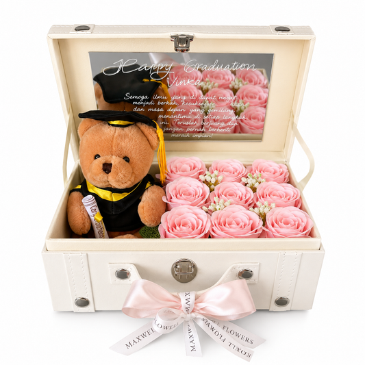 Treasure 9 - Graduation Teddy Wisuda