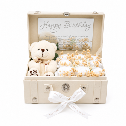 Treasure 9 roses - mix baby breath