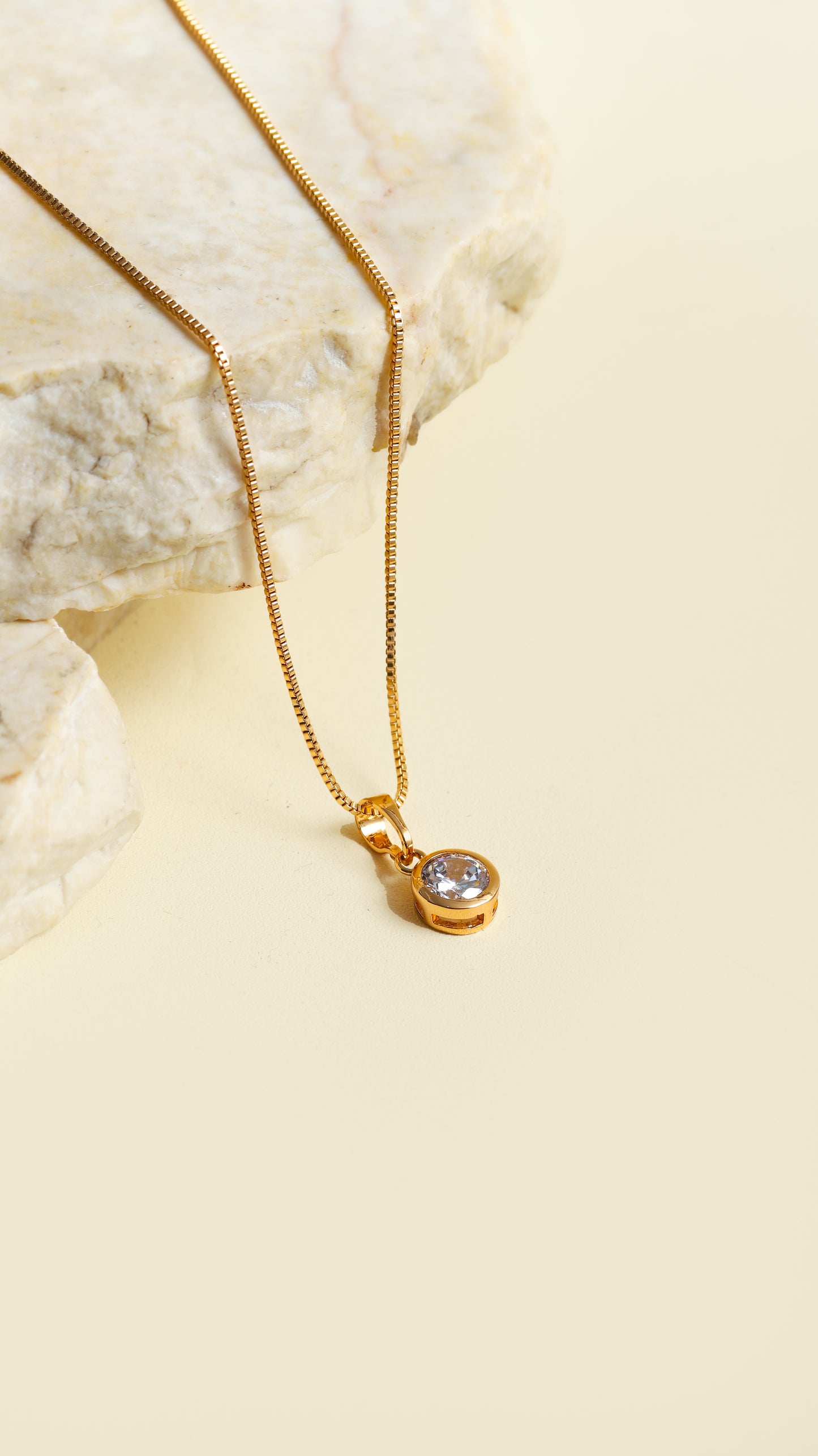 Exclusive box with Eternal Rose with Gold Plated Necklace and Ferrero Rocher Limited Edition