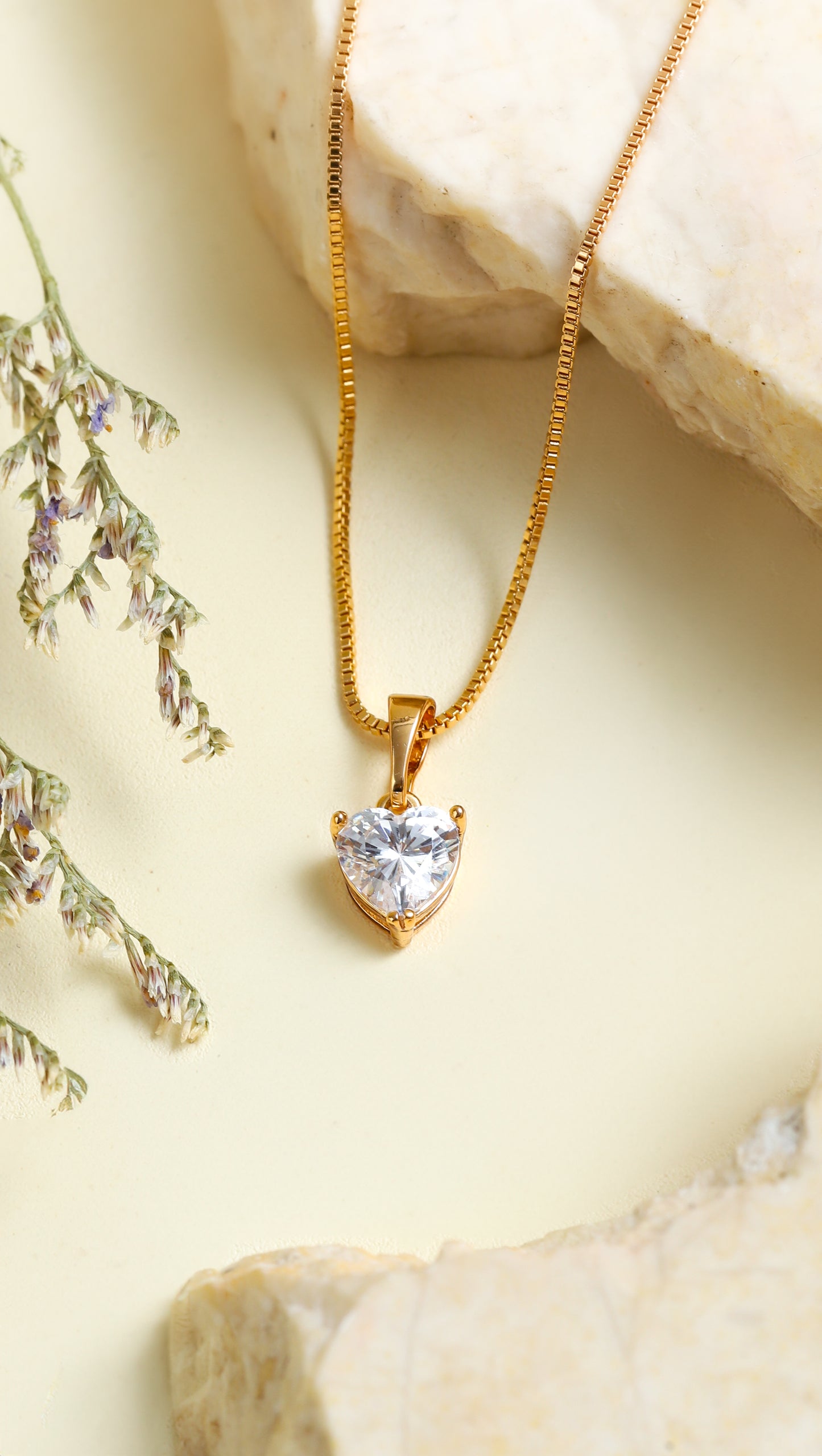 Exclusive box with Eternal Rose with Gold Plated Necklace and Ferrero Rocher Limited Edition