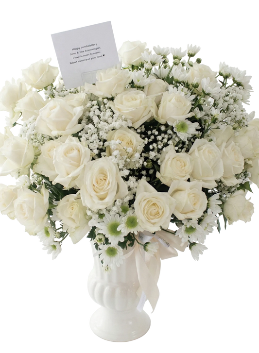 RACHEL VASE