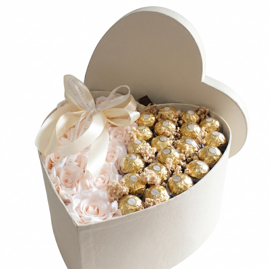 Love Box Ferrero Roses & Chocolate Gift Box