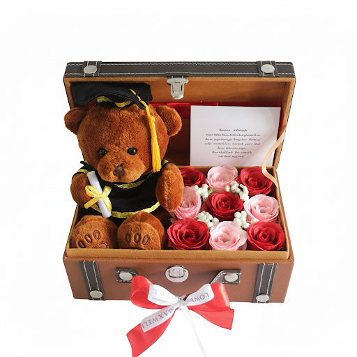Treasure 9 - Graduation Teddy Wisuda