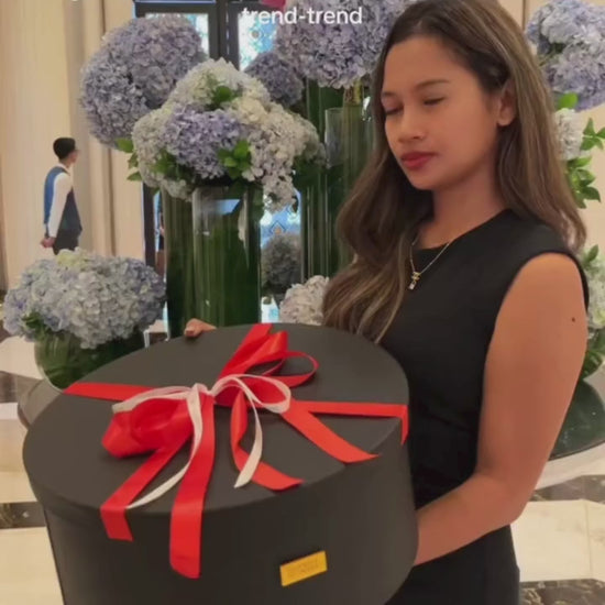 Video provided by Shopify App SwipeUp