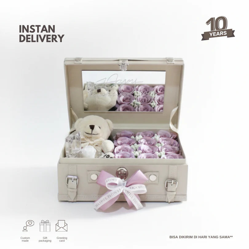 Treasure box with Eternal Rose Ring Box