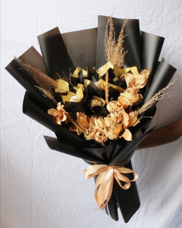 Dried flowers bouquet with ferrero rocher