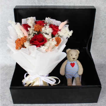 Bouquet eternal dengan box mewah exclusive bunga asli diawetkan dengan boneka