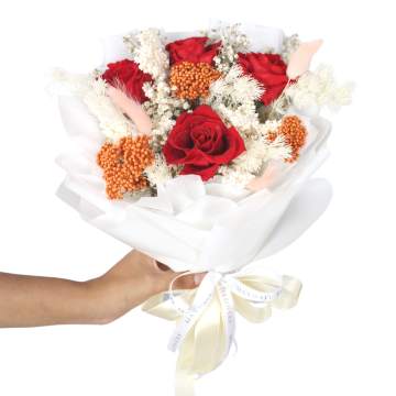 Bouquet eternal dengan box mewah exclusive bunga asli diawetkan dengan boneka