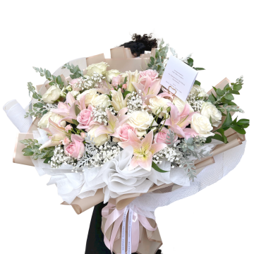 Locked out of heaven bouquet rose lilly special